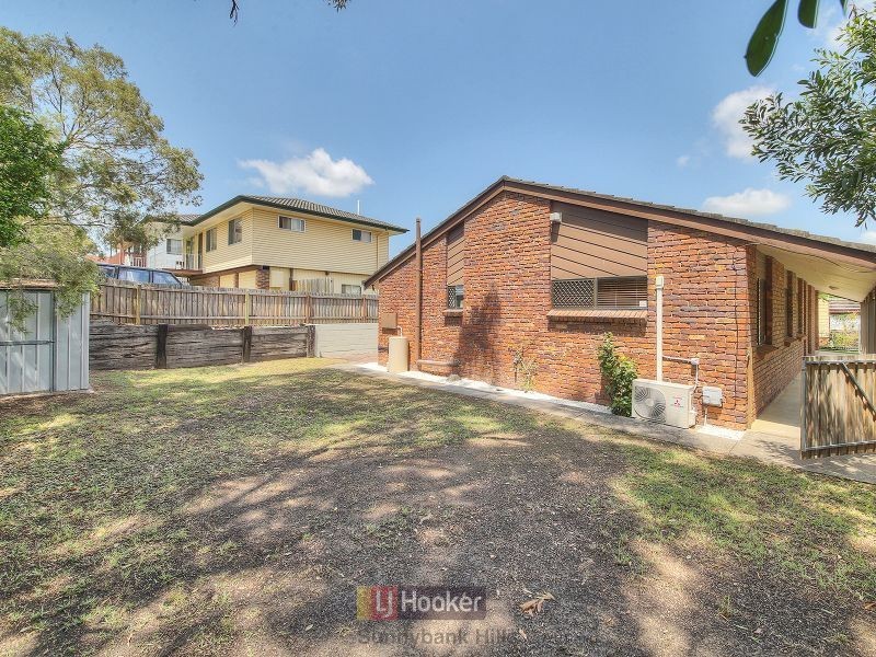 15 Condamine Street, Runcorn QLD 4113
