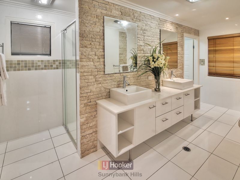 1 Jubilee Close, Eight Mile Plains QLD 4113