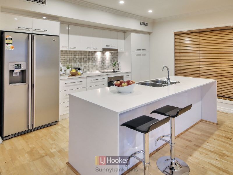 1 Jubilee Close, Eight Mile Plains QLD 4113
