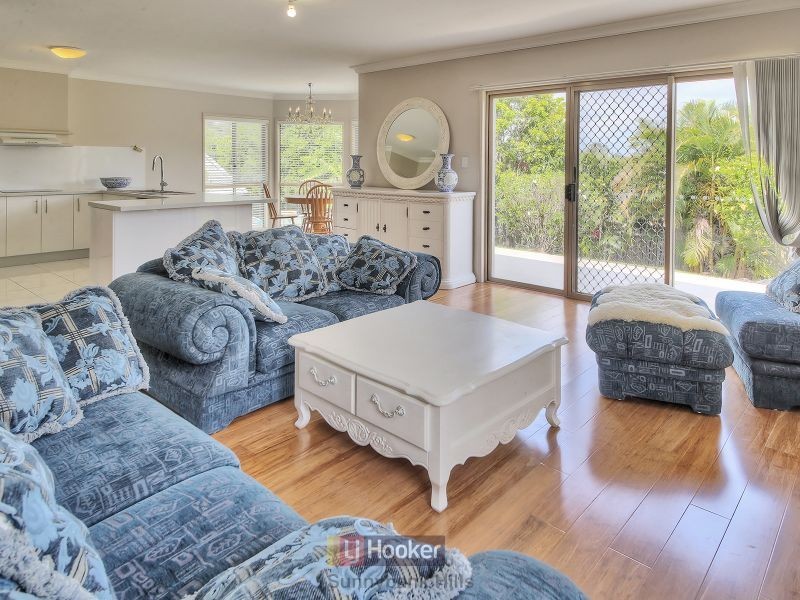 11 Mayfair Place, Stretton QLD 4116