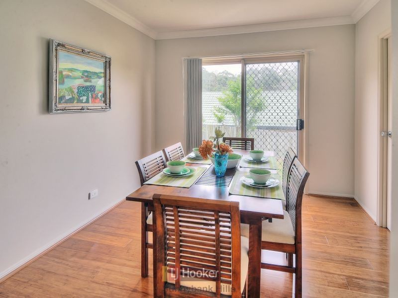 11 Mayfair Place, Stretton QLD 4116