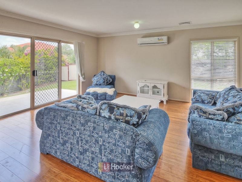 11 Mayfair Place, Stretton QLD 4116
