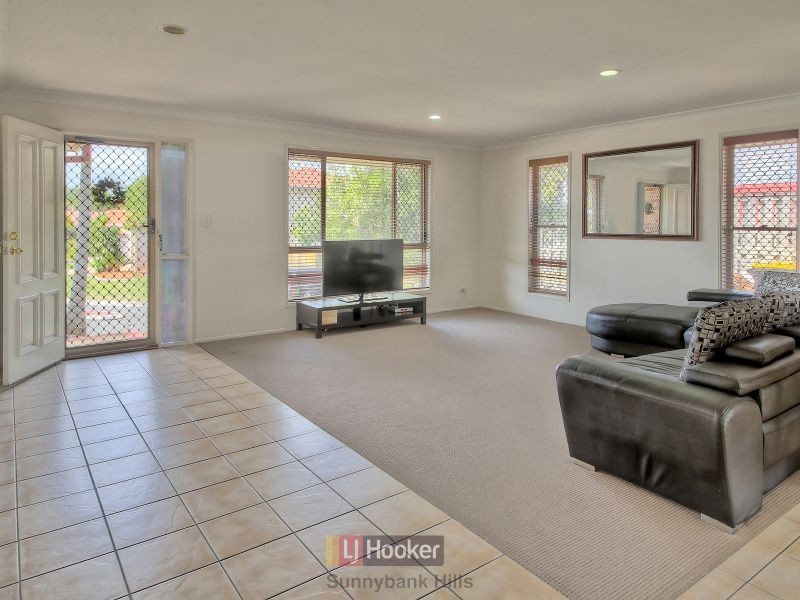 68 Shelduck Place, Calamvale QLD 4116