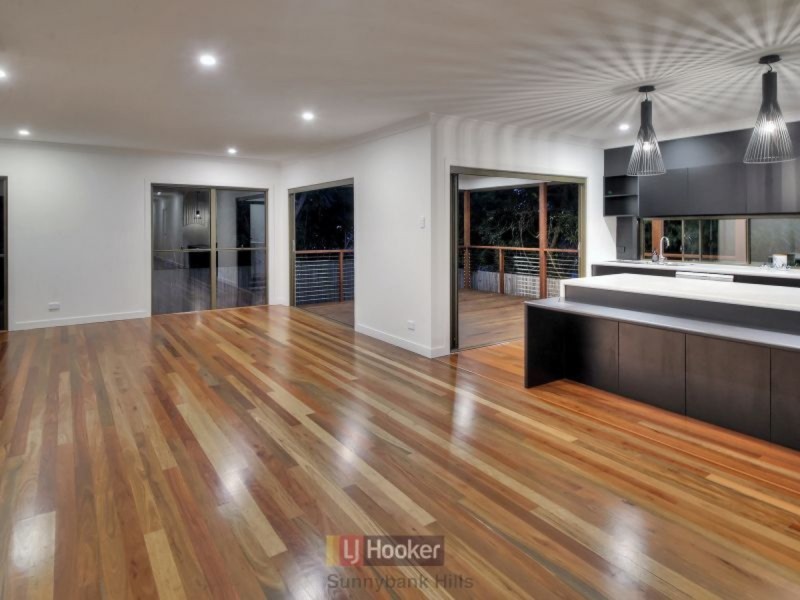 54 Liverpool Street, Eight Mile Plains QLD 4113