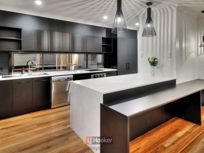 54 Liverpool Street, Eight Mile Plains QLD 4113