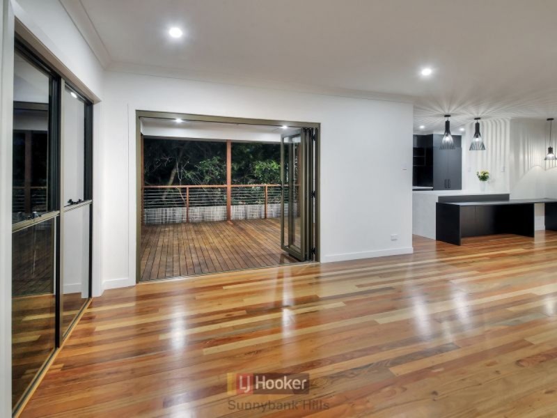 54 Liverpool Street, Eight Mile Plains QLD 4113