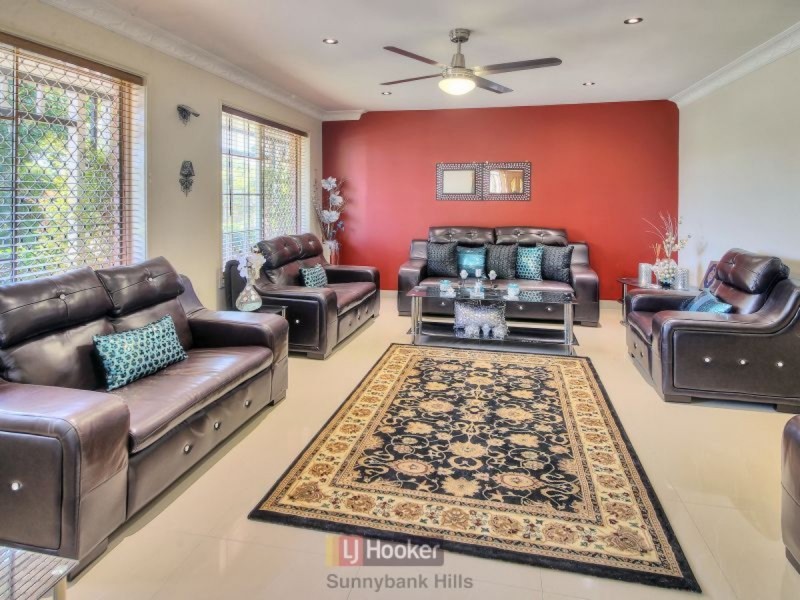 2 Harrison Street, Stretton QLD 4116