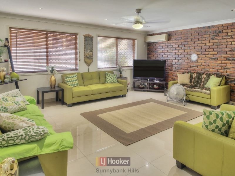 2 Harrison Street, Stretton QLD 4116