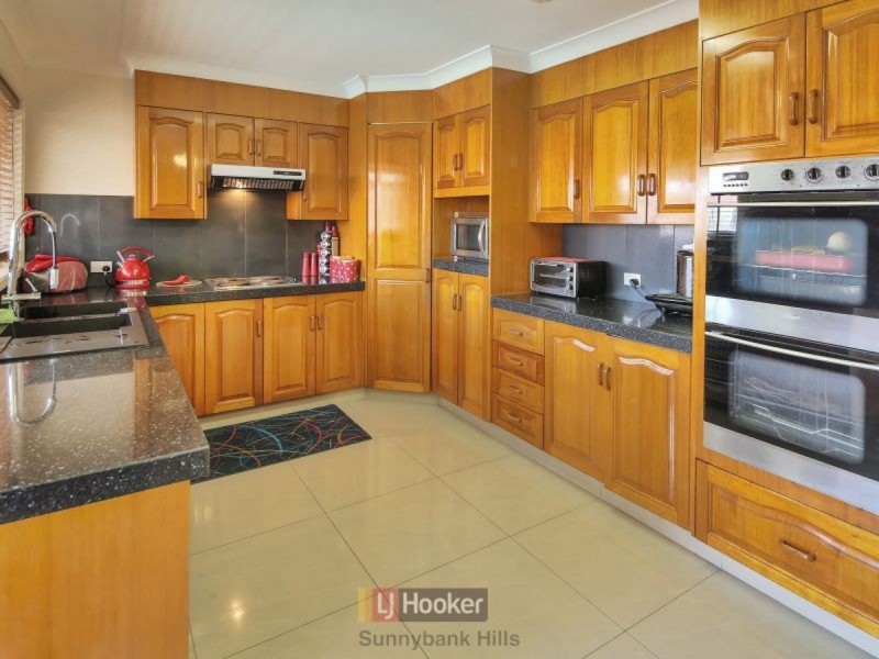 2 Harrison Street, Stretton QLD 4116