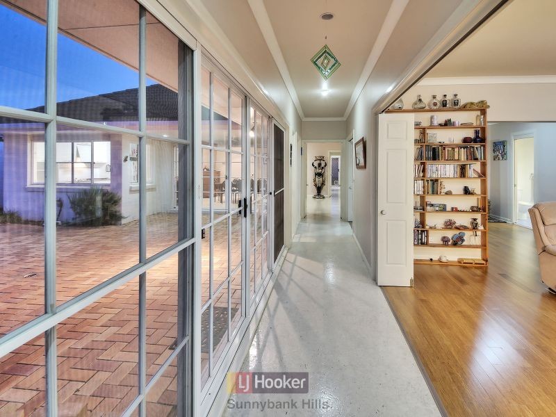 160 Hellawell Road, Sunnybank Hills QLD 4109