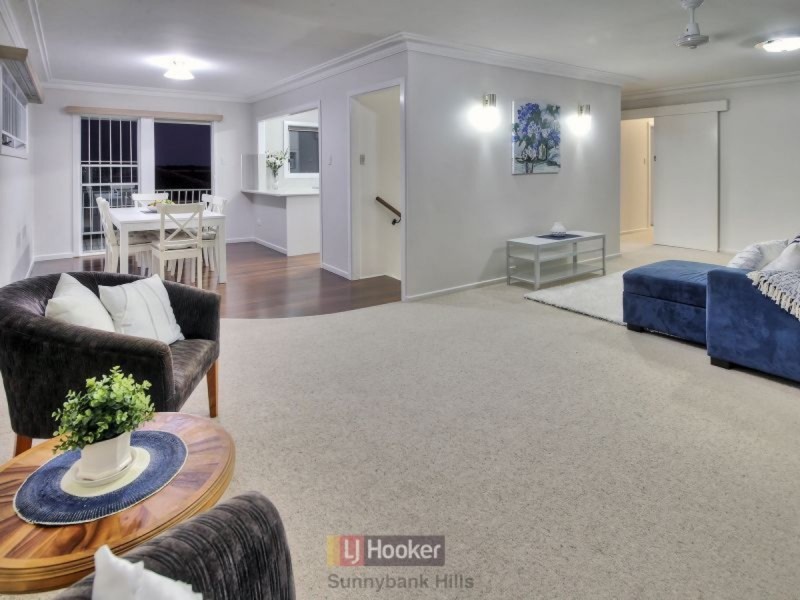 19 Koumala Street, Mansfield QLD 4122