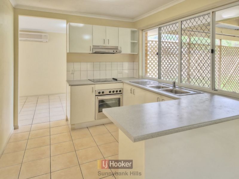 5 Leven Street, Coopers Plains QLD 4108