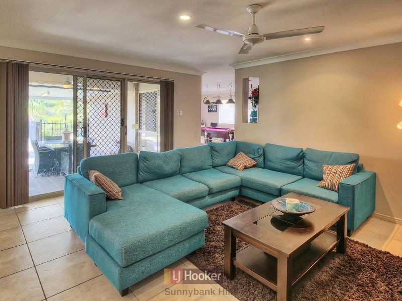 44 Gibraltar Circuit, Parkinson QLD 4115