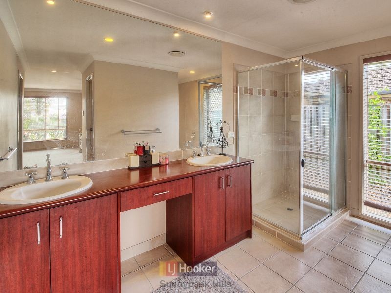 44 Gibraltar Circuit, Parkinson QLD 4115