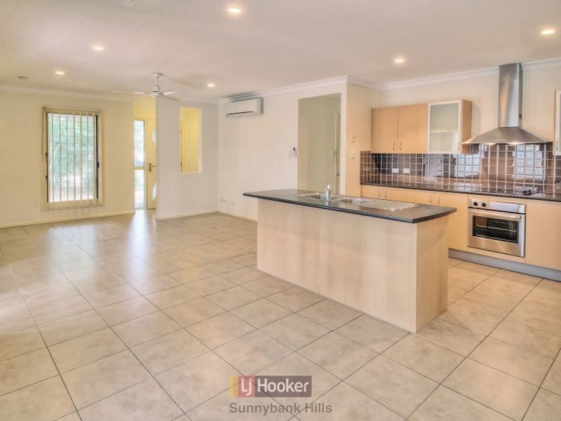 8 Ribbonwood Street, Sunnybank Hills QLD 4109