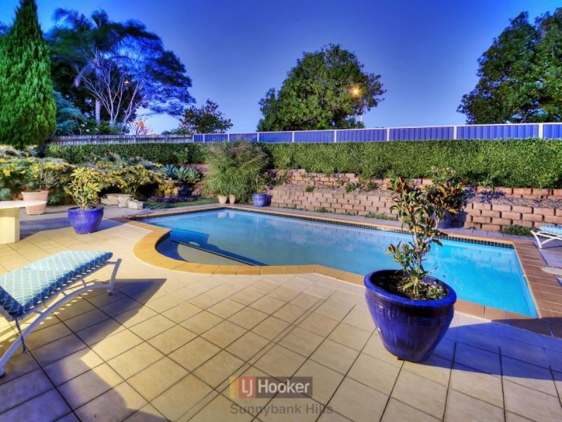 19 Yewleaf Place, Calamvale QLD 4116
