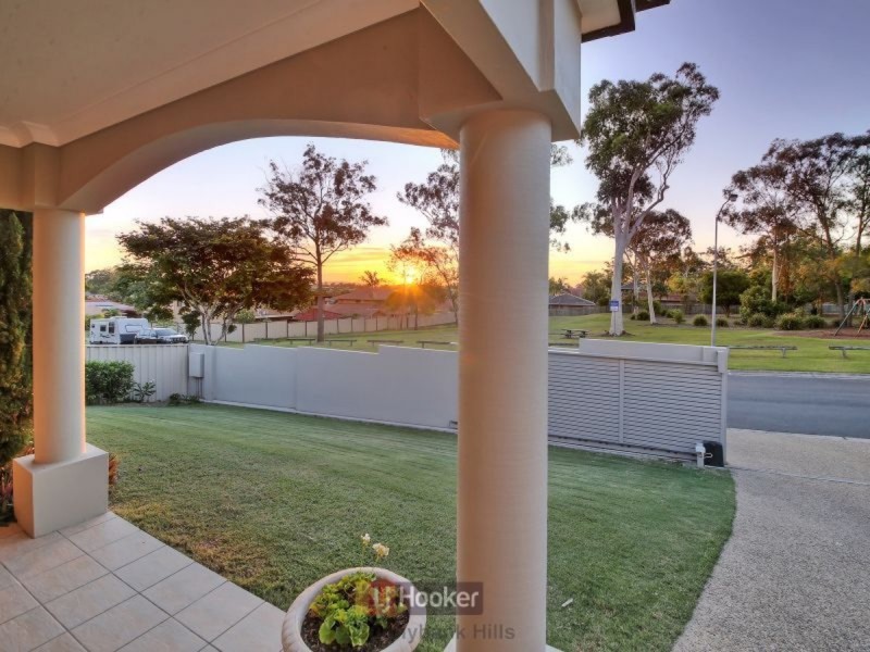 19 Yewleaf Place, Calamvale QLD 4116