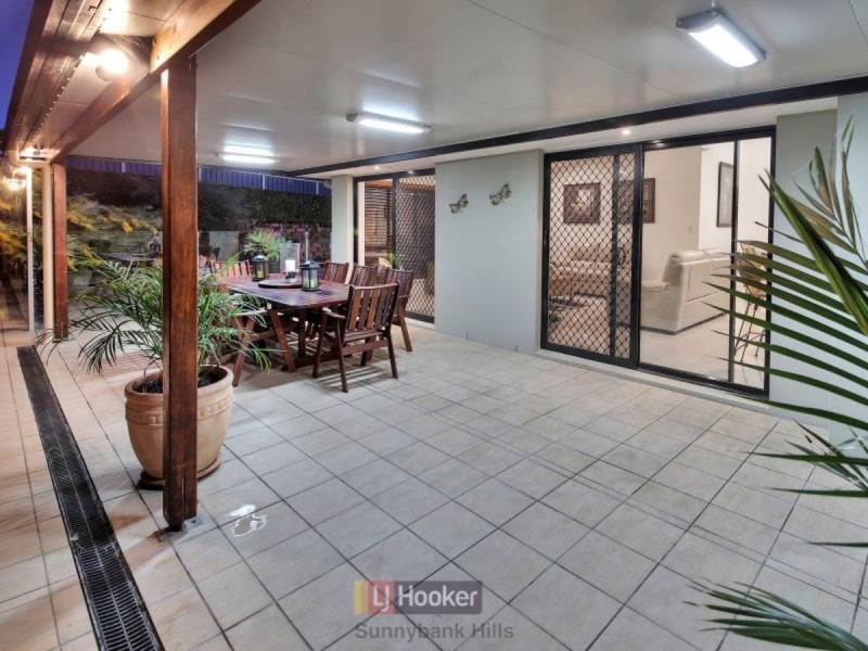 19 Yewleaf Place, Calamvale QLD 4116