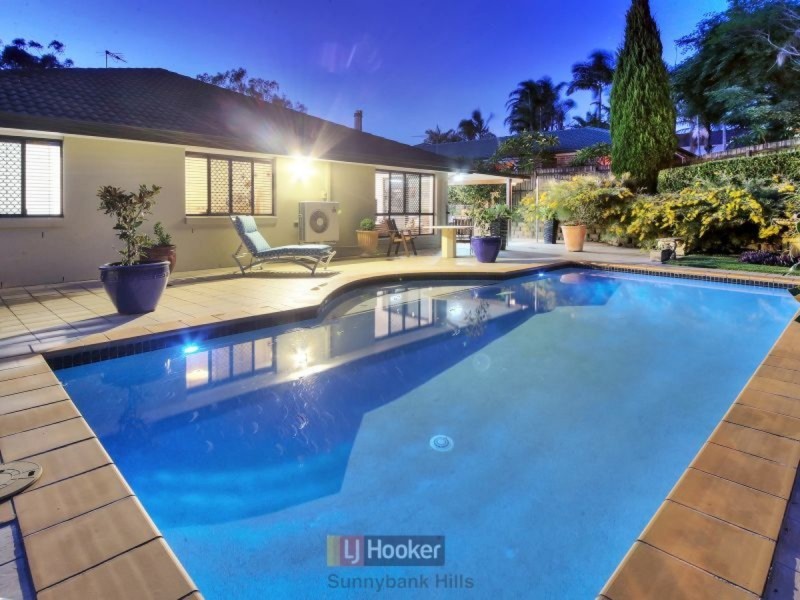 19 Yewleaf Place, Calamvale QLD 4116