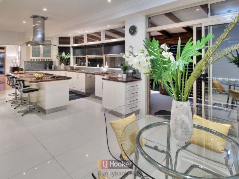 28 Fig Tree Street, Calamvale QLD 4116