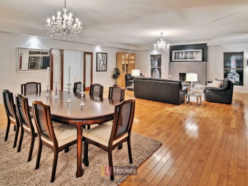 28 Fig Tree Street, Calamvale QLD 4116