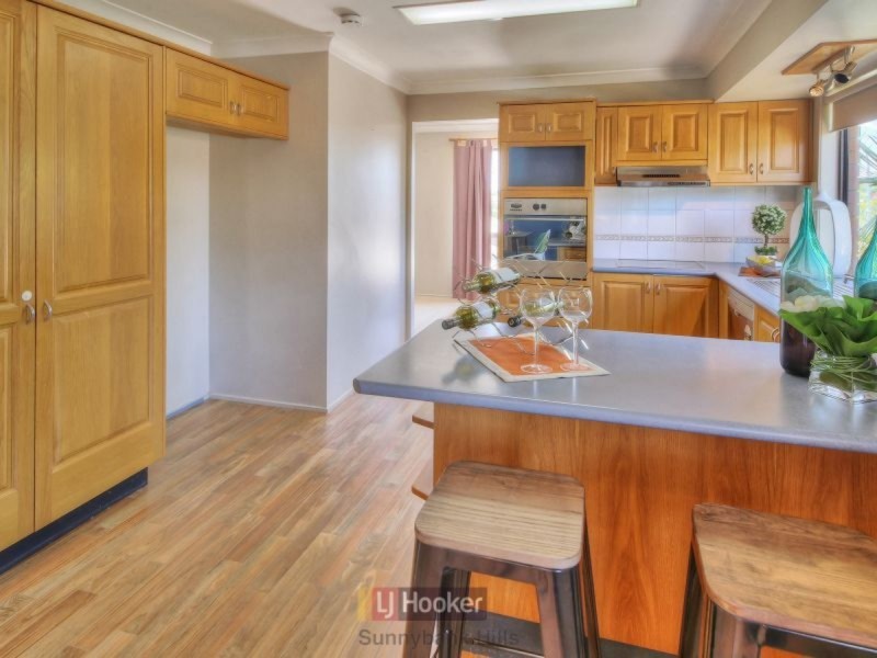 2 Boorala Crescent, Eight Mile Plains QLD 4113