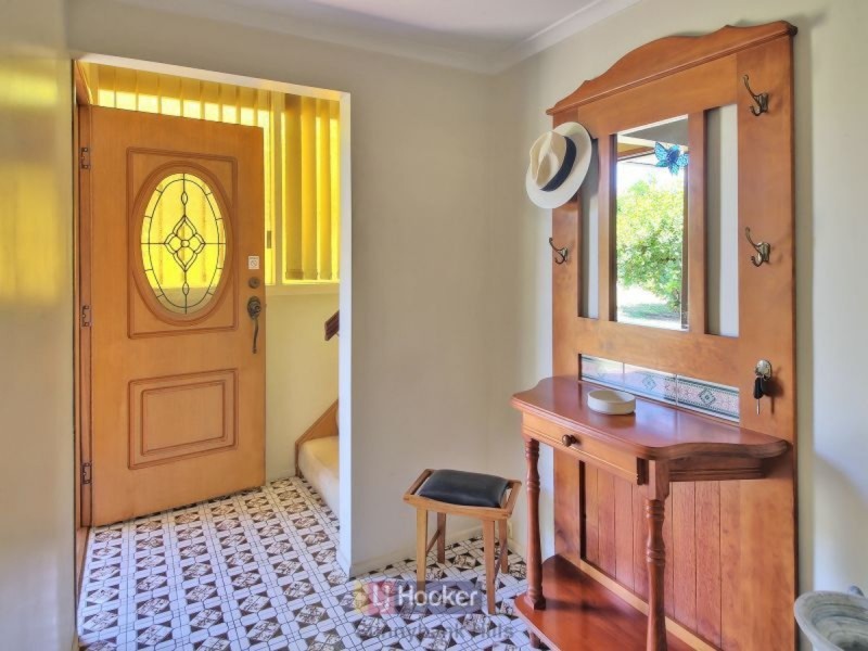 13 Genoa Street, Macgregor QLD 4109