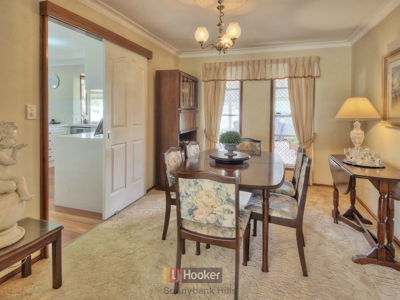 33 Hillcrest Street, Sunnybank Hills QLD 4109
