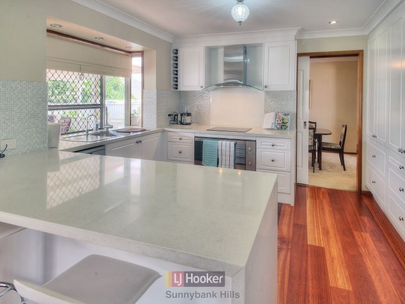 33 Hillcrest Street, Sunnybank Hills QLD 4109