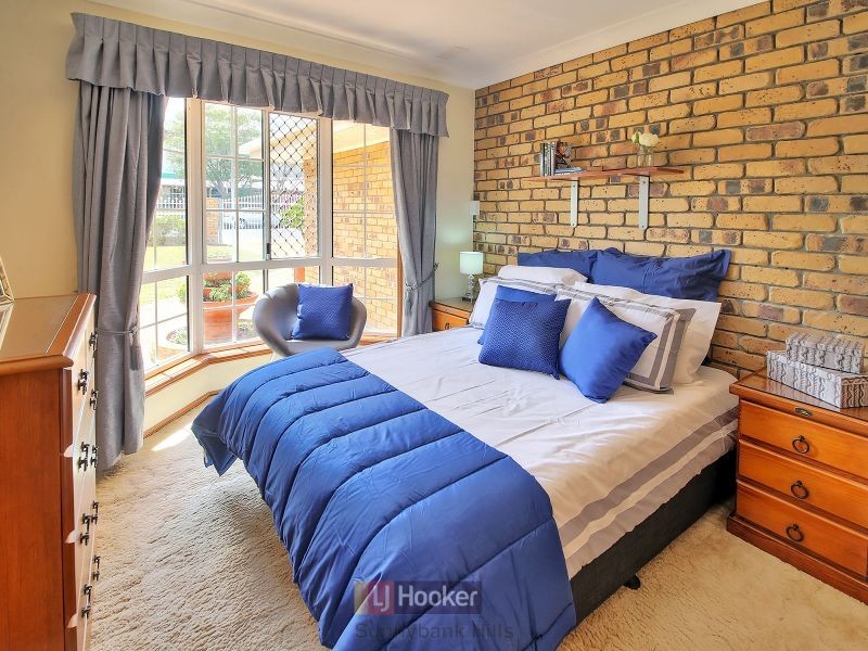 33 Hillcrest Street, Sunnybank Hills QLD 4109