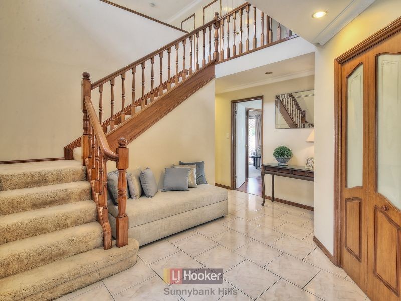 33 Hillcrest Street, Sunnybank Hills QLD 4109