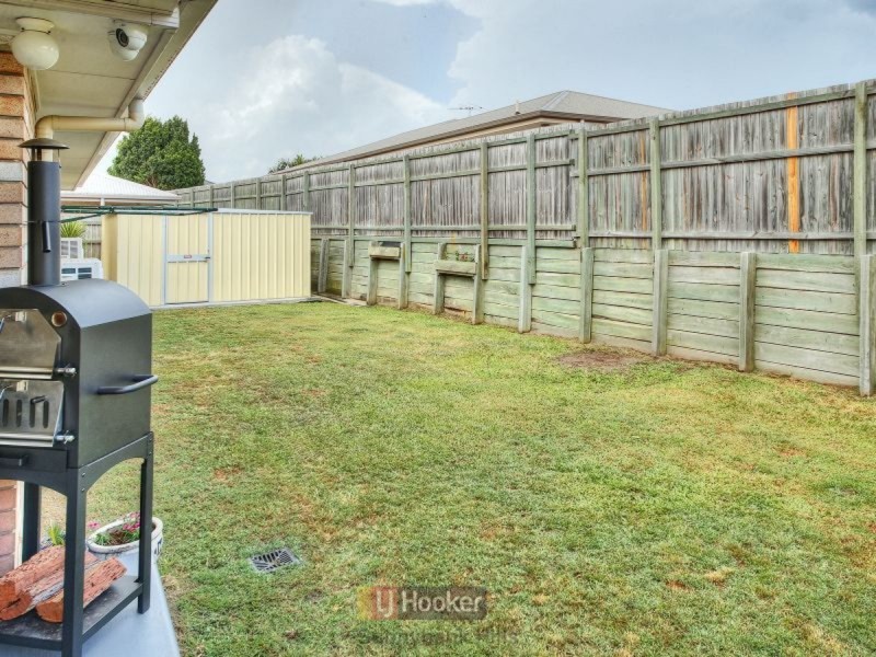9 Innes Close, Parkinson QLD 4115