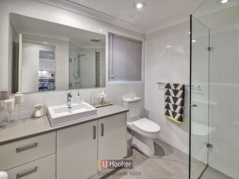 10 Halwest Place, Sunnybank Hills QLD 4109