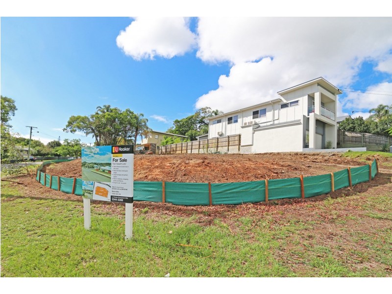 4 Patterson Street, Wynnum QLD 4178