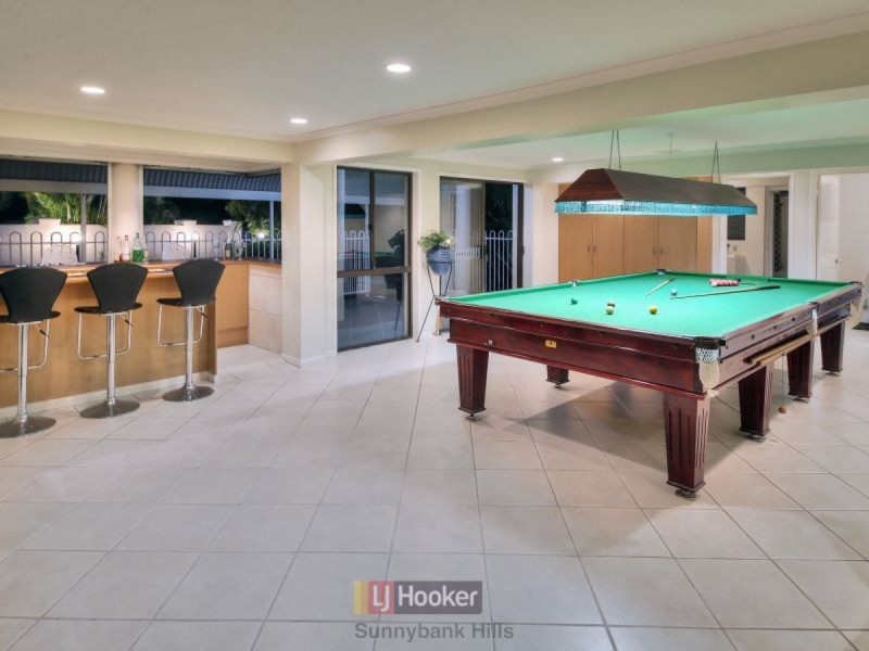 4 Sandia Street, Eight Mile Plains QLD 4113