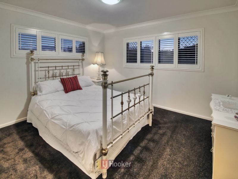 4 Sandia Street, Eight Mile Plains QLD 4113