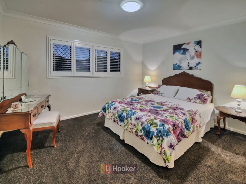 4 Sandia Street, Eight Mile Plains QLD 4113