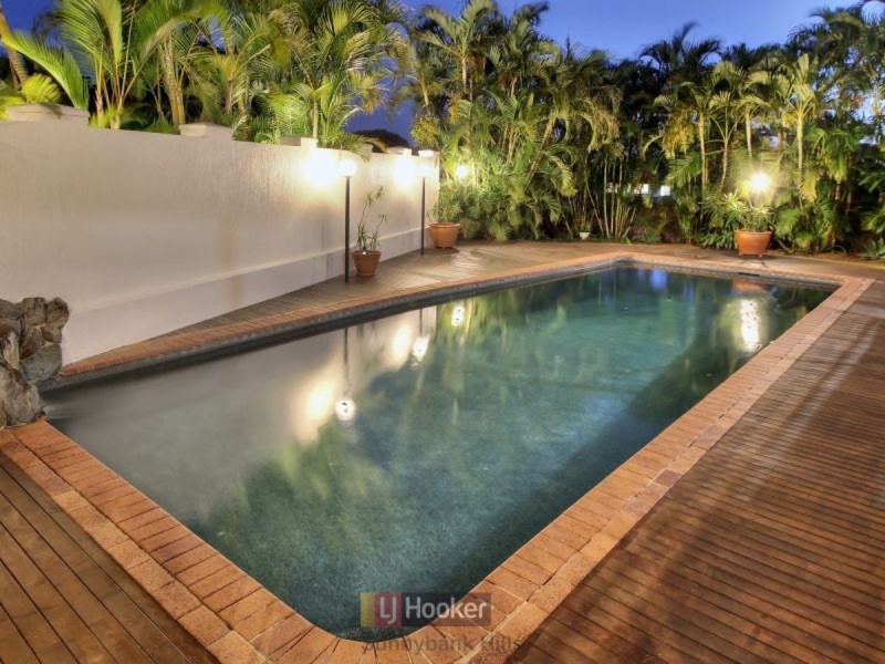 4 Sandia Street, Eight Mile Plains QLD 4113