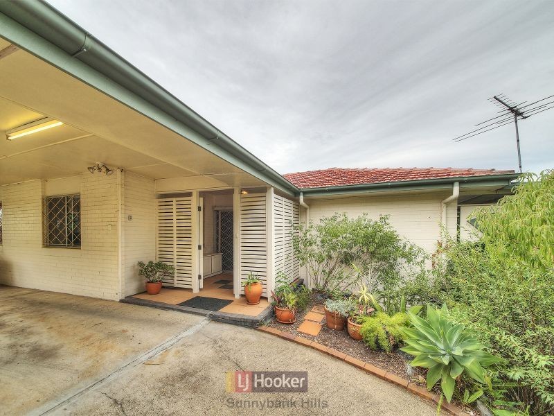 663 Mains Road, Macgregor QLD 4109