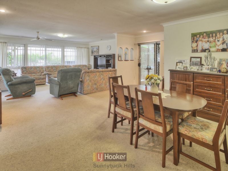 663 Mains Road, Macgregor QLD 4109