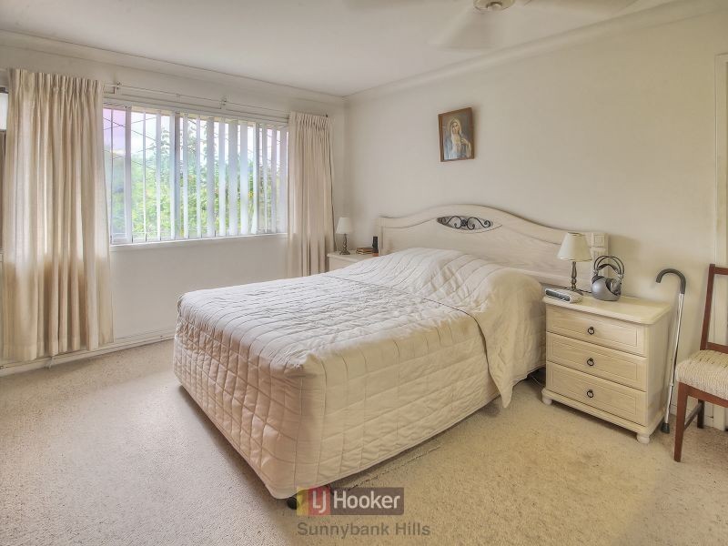 663 Mains Road, Macgregor QLD 4109