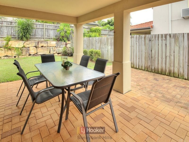 12 Preston Court, Calamvale QLD 4116