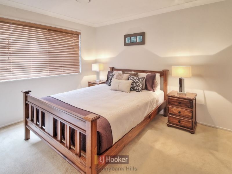 12 Preston Court, Calamvale QLD 4116