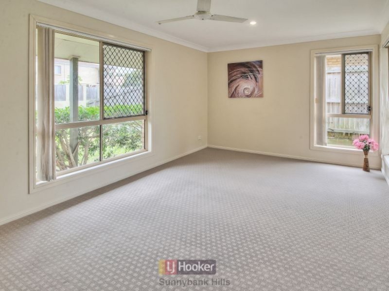30 Adamson Way, Runcorn QLD 4113