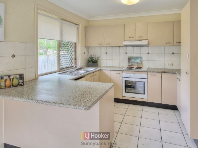 30 Adamson Way, Runcorn QLD 4113