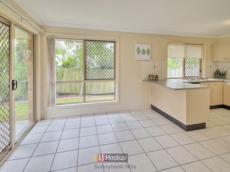 30 Adamson Way, Runcorn QLD 4113