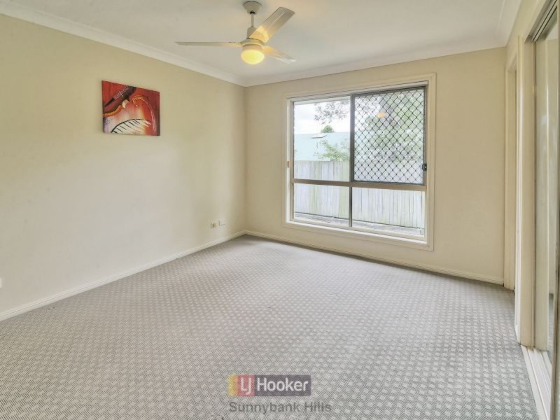 30 Adamson Way, Runcorn QLD 4113
