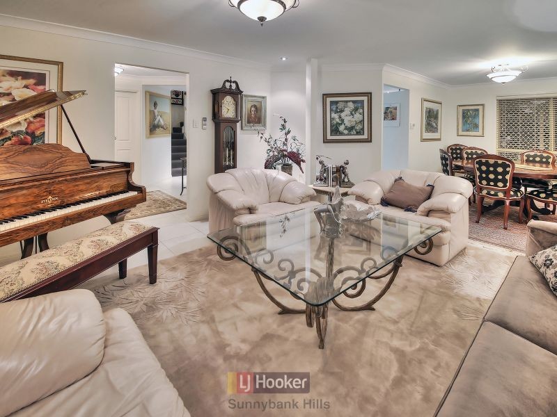 11 Raider Place, Sunnybank Hills QLD 4109