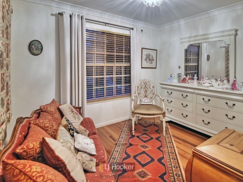 11 Raider Place, Sunnybank Hills QLD 4109