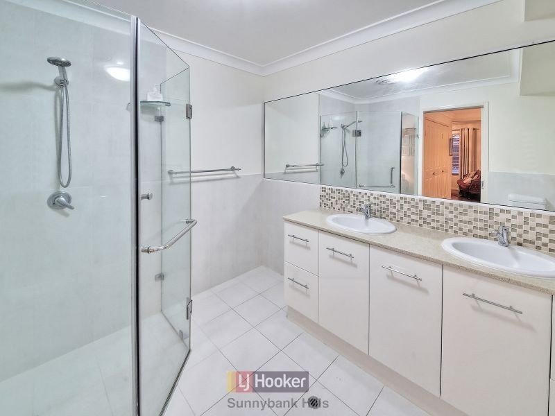 11 Raider Place, Sunnybank Hills QLD 4109